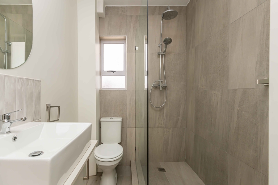 To Let 0 Bedroom Property for Rent in Sea Point Western Cape